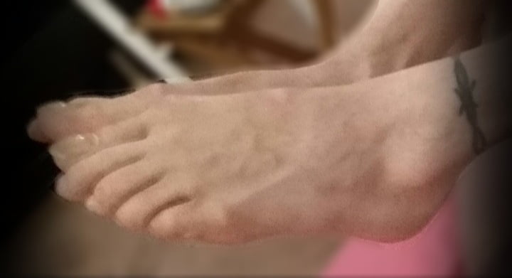 asian ts feet just waking up 2 #107161272