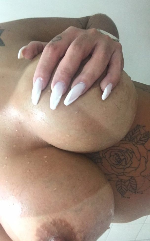 Juju Ferrari nude #108352773