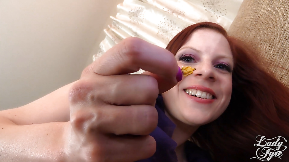 Cleaning Giantess&#039; Ass #106983295