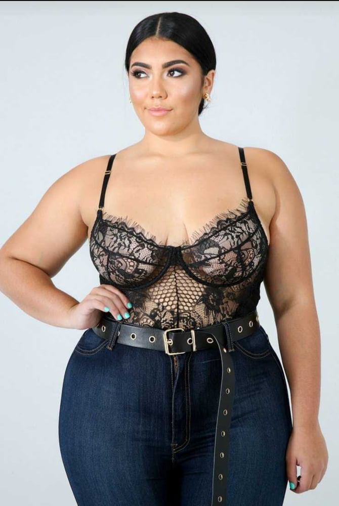Saftige breite Hüften Birne booty Latina Arsch rabuda gostosa Jeans
 #89310231