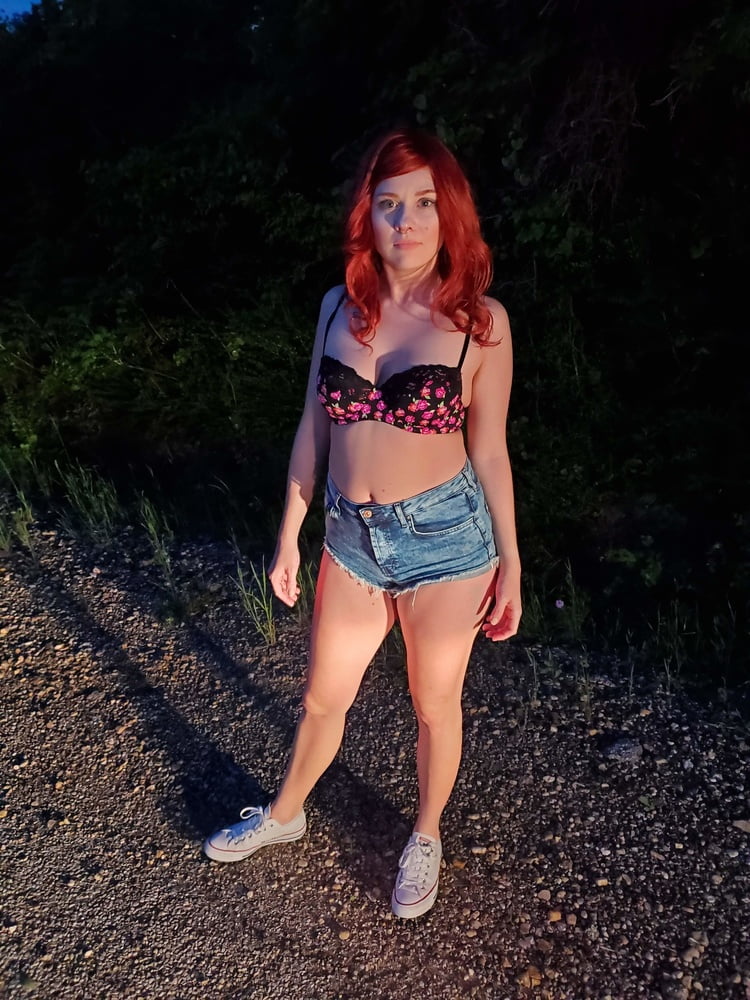 White Trash Trailer Park Whore In Short Shorts Gets Dirty #97823344