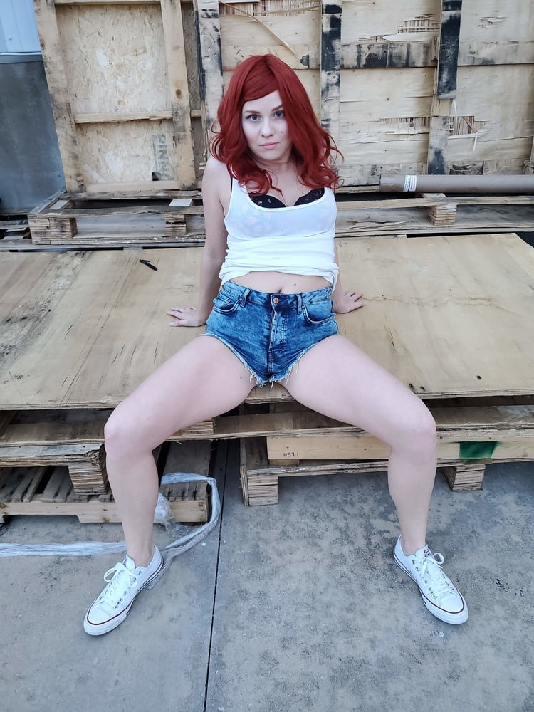 White Trash Trailer Park Whore In Short Shorts Gets Dirty #97823352