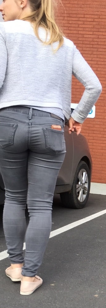 Tight jeans asses
 #106500987