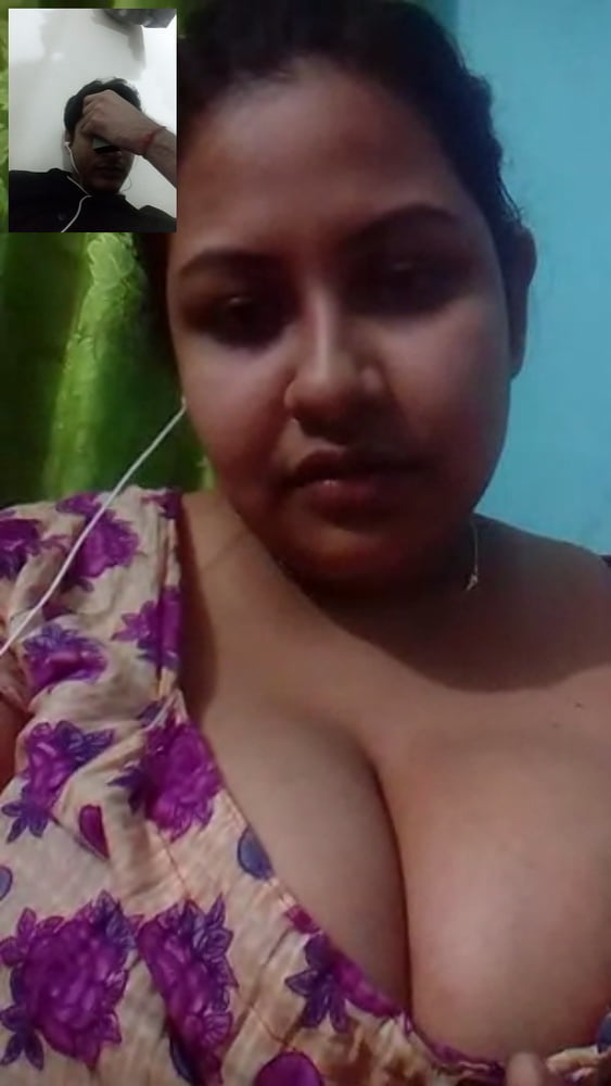 Tía Desi
 #89470936