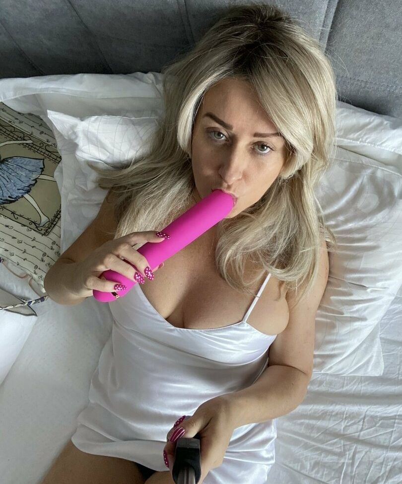 Mademoiselle_Atka nackt #109160554