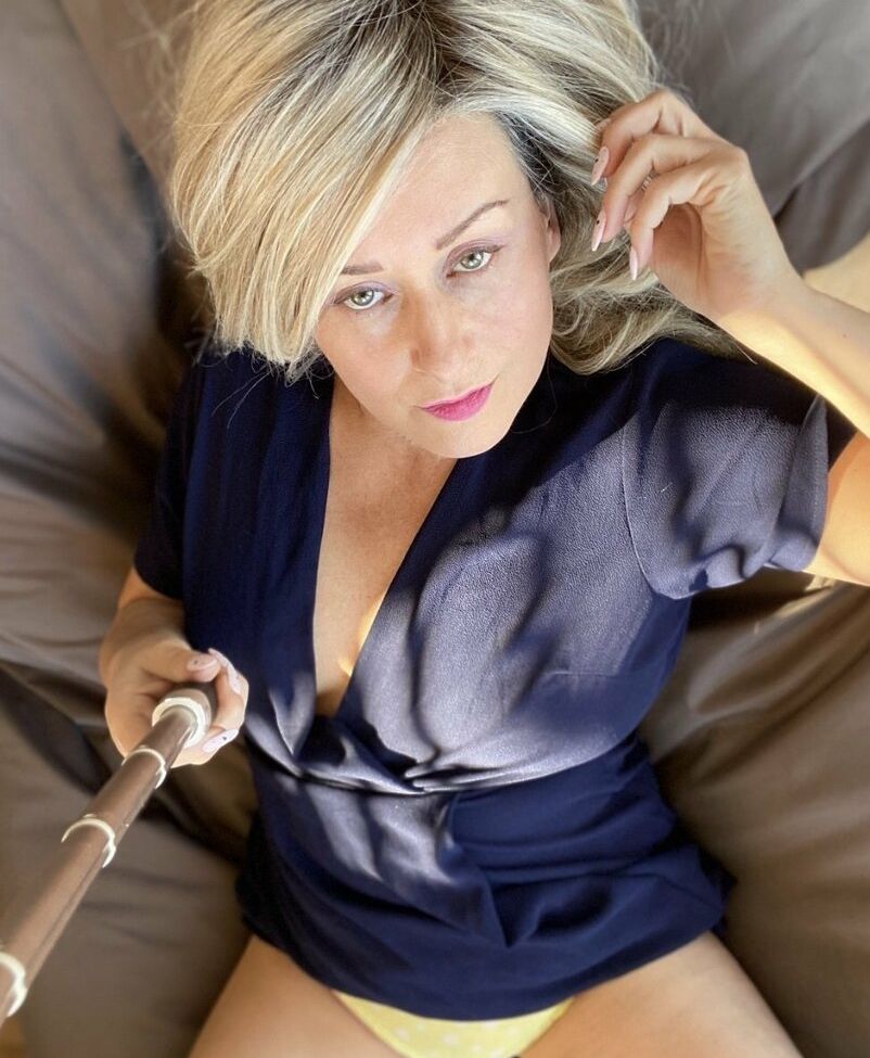 Mademoiselle_Atka nackt #109160584
