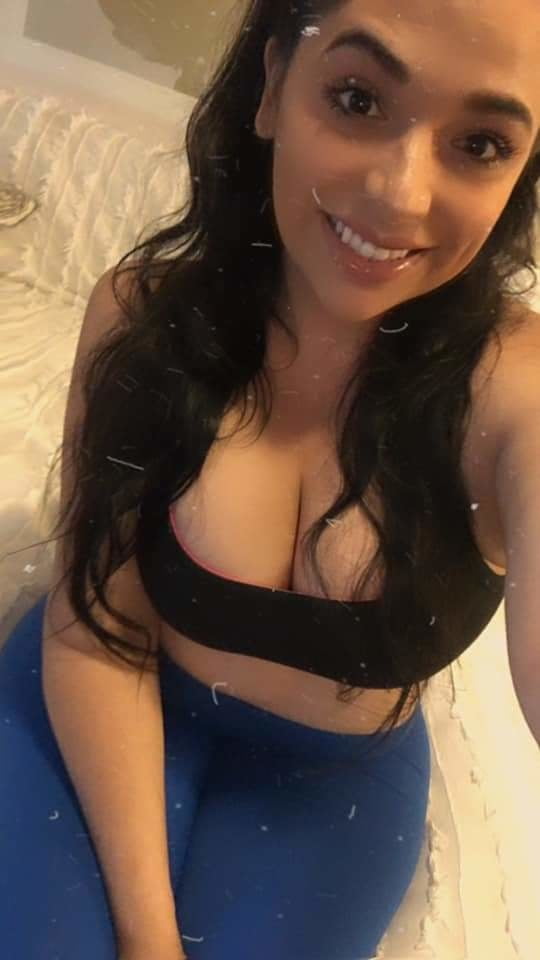 Cinthia, EE.UU.
 #87388908