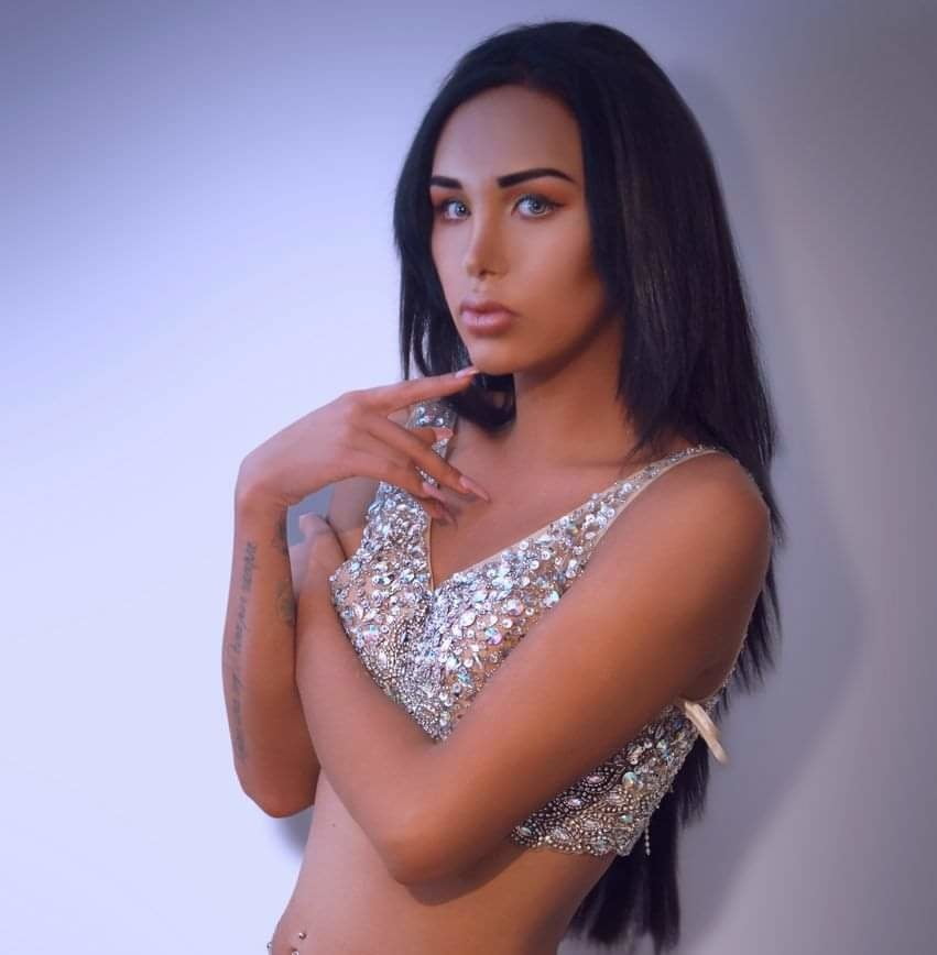 Schöne Transen
 #101579995