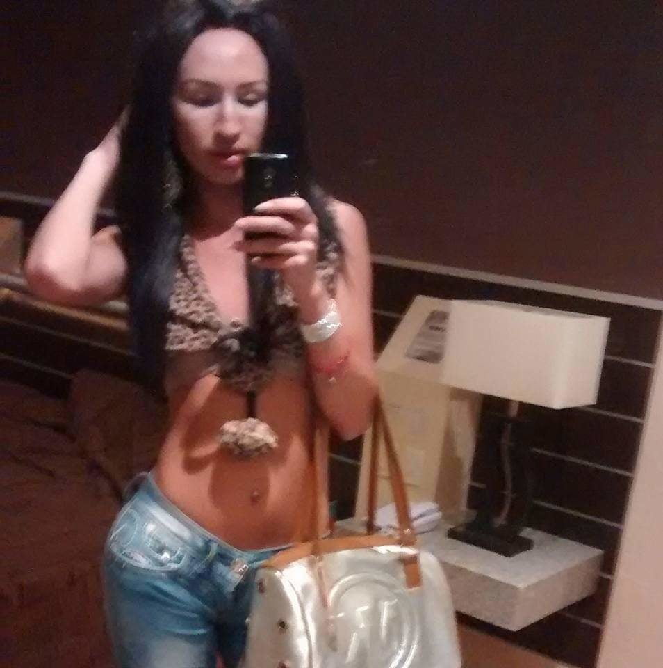 Schöne Transen
 #101580009