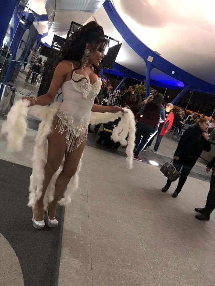 Schöne Transen
 #101580335