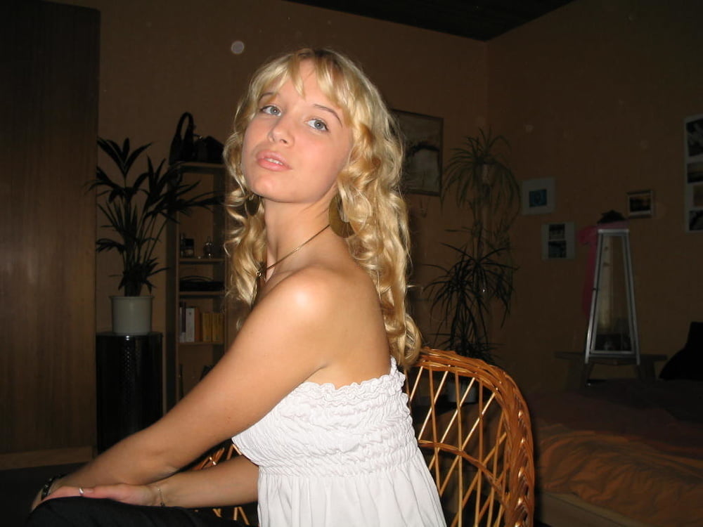 ¡Amateur rubia tease exposed !
 #105770489