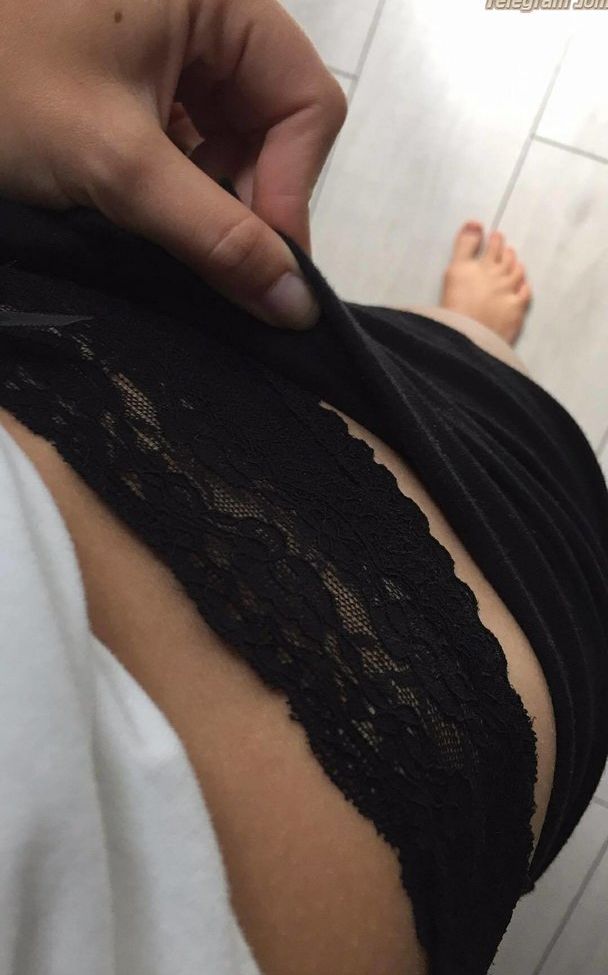 Nika desnuda #108865066