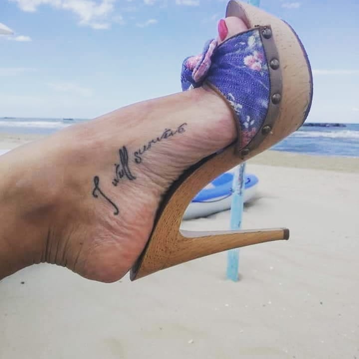 Piedi da zoccola 2 #92228729