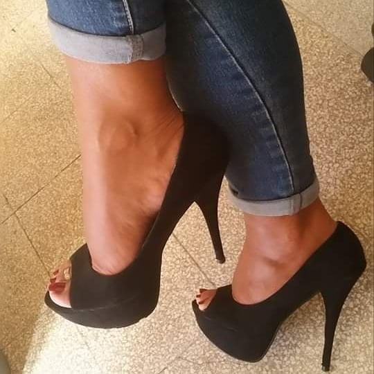 Piedi da zoccola 2 #92228738