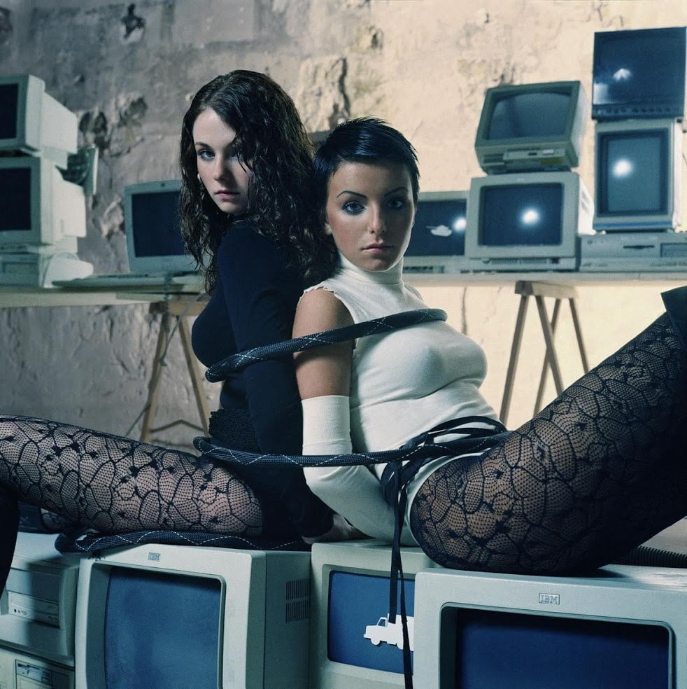 Sexy tatu babes
 #87567396