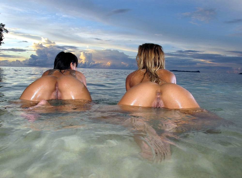 Kick some asses
 #88384534