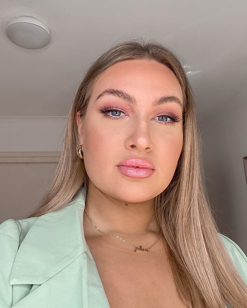 Tetas ..... y un chasis construido para la comodidad 1.0
 #90898568