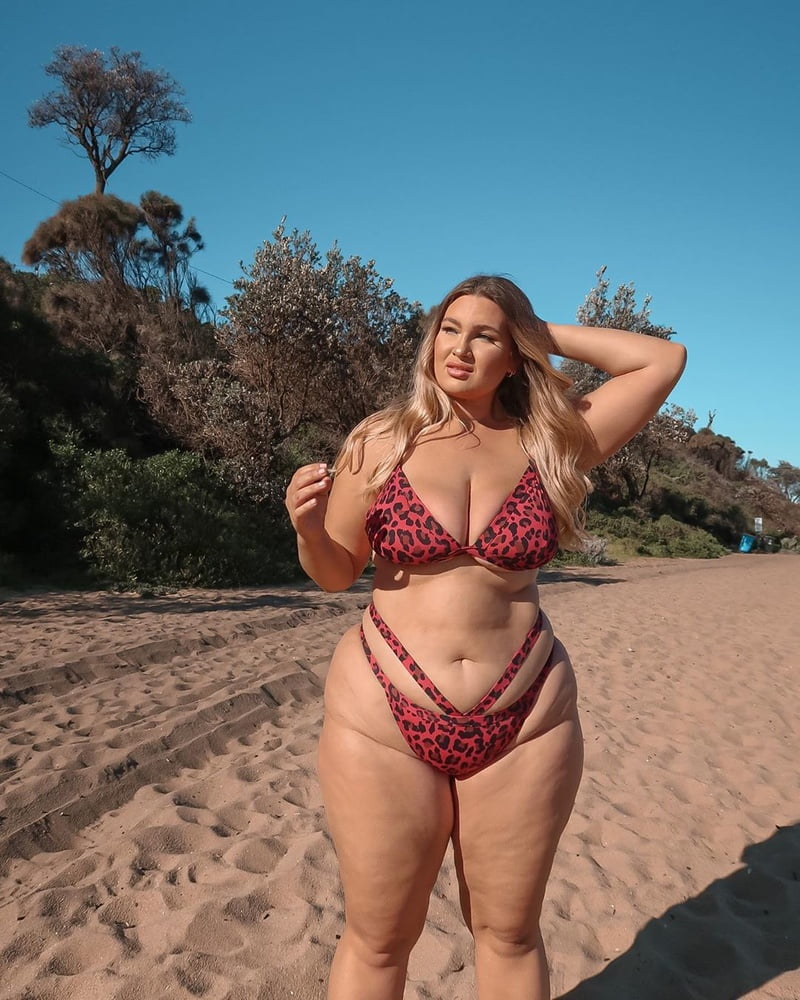 Tetas ..... y un chasis construido para la comodidad 1.0
 #90898589