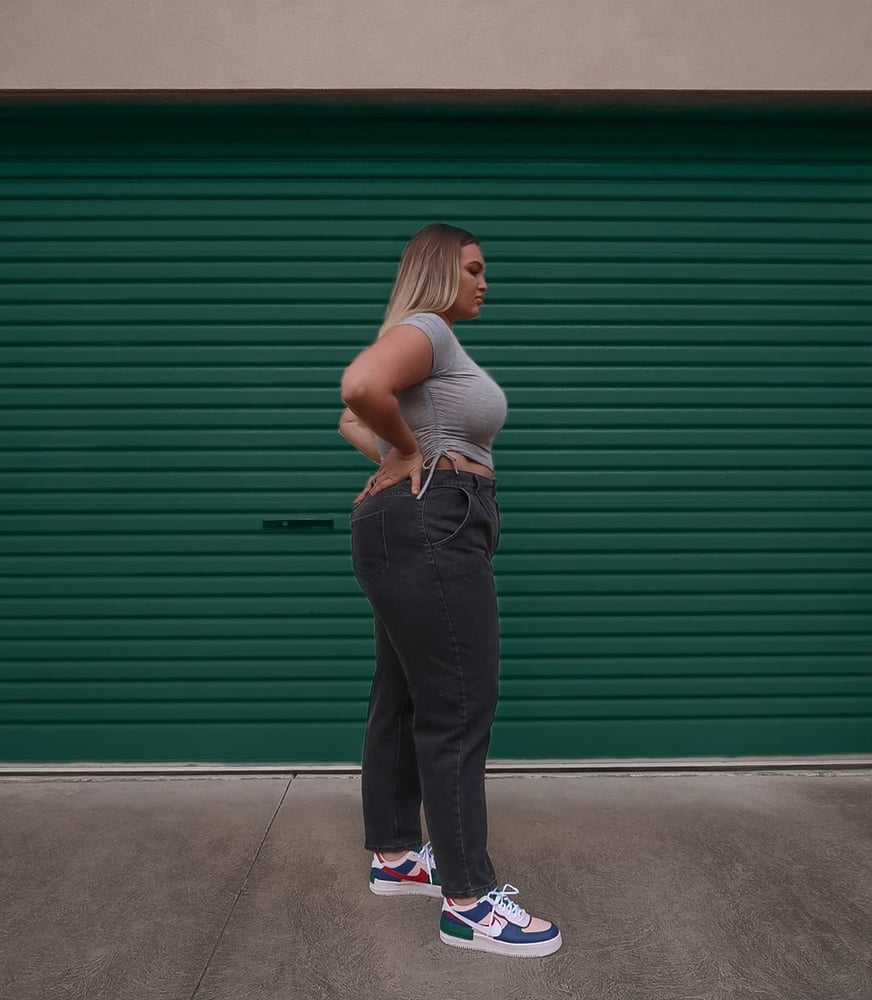 Tetas ..... y un chasis construido para la comodidad 1.0
 #90898619