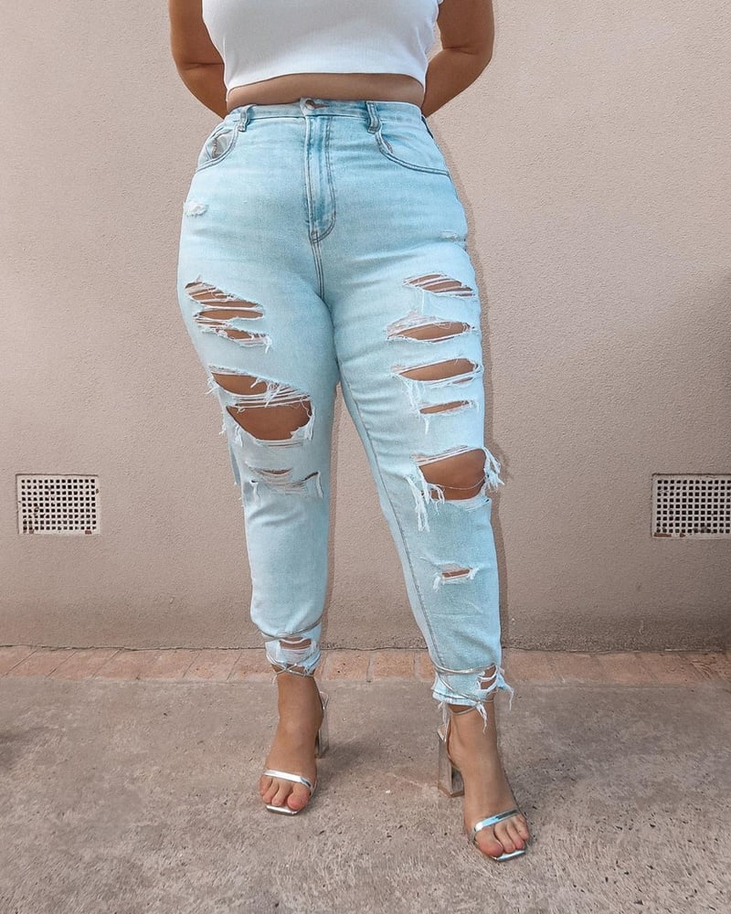 Tetas ..... y un chasis construido para la comodidad 1.0
 #90898622