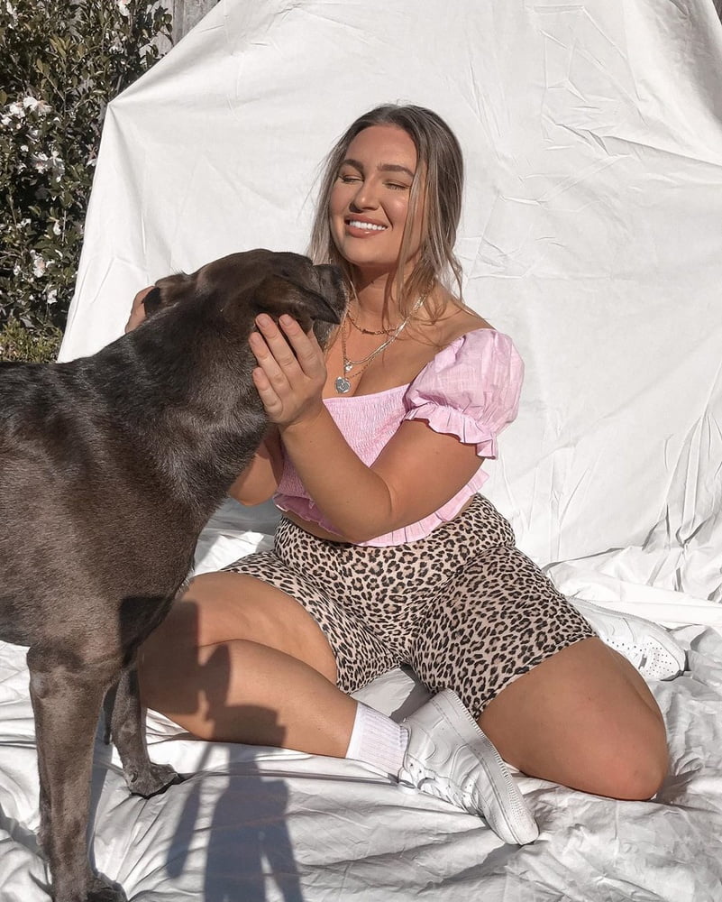 Tetas ..... y un chasis construido para la comodidad 1.0
 #90898654