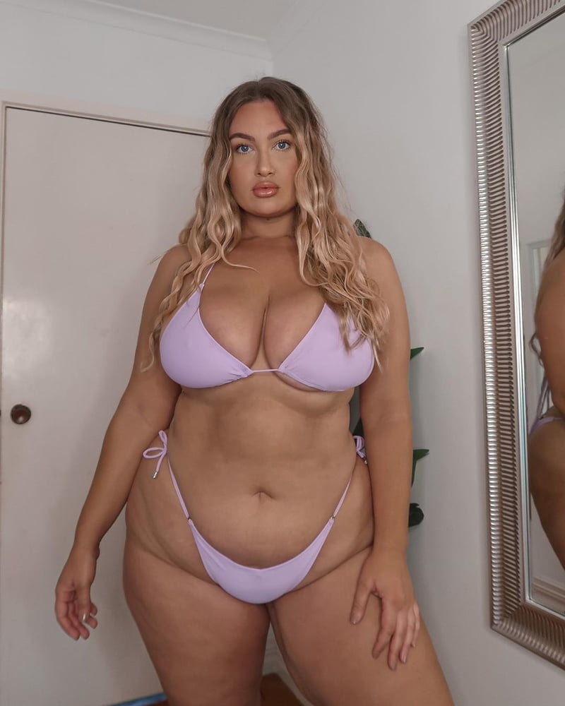 Tetas ..... y un chasis construido para la comodidad 1.0
 #90898676