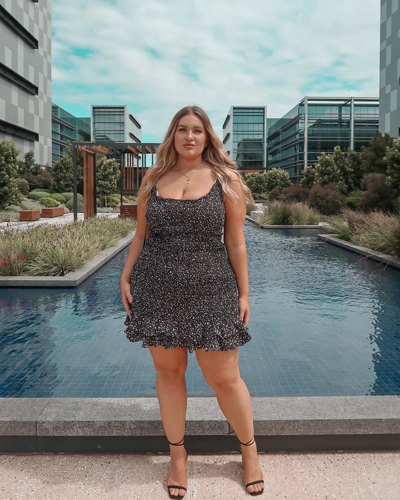 Tetas ..... y un chasis construido para la comodidad 1.0
 #90898700