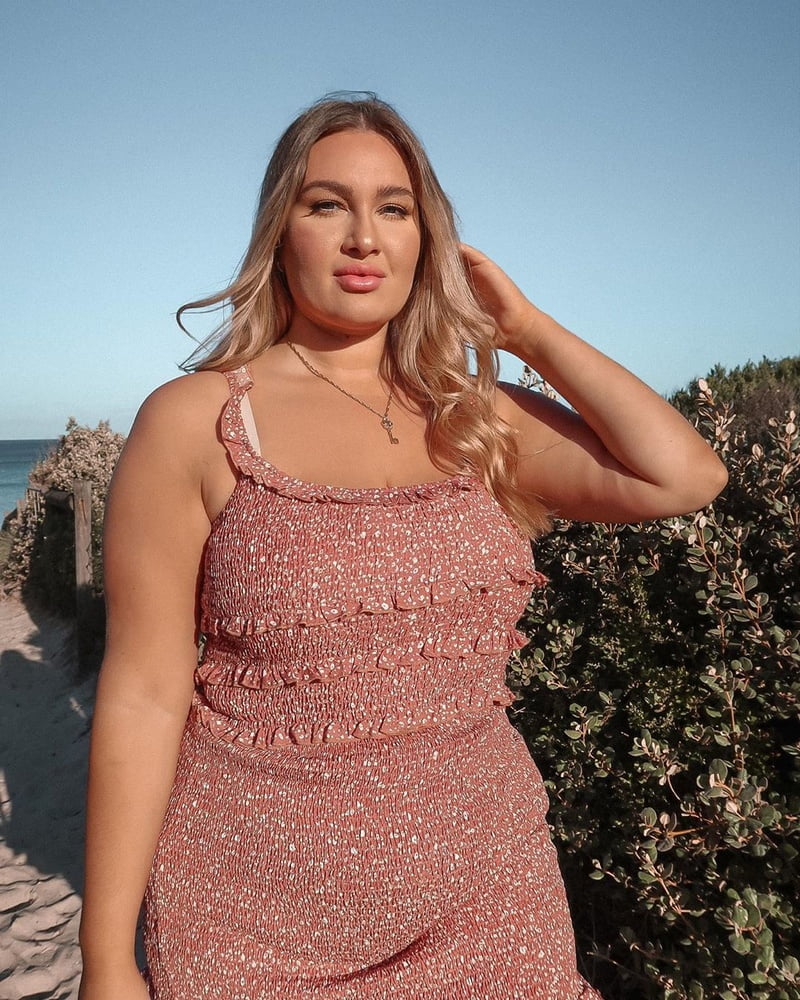 Tetas ..... y un chasis construido para la comodidad 1.0
 #90898724