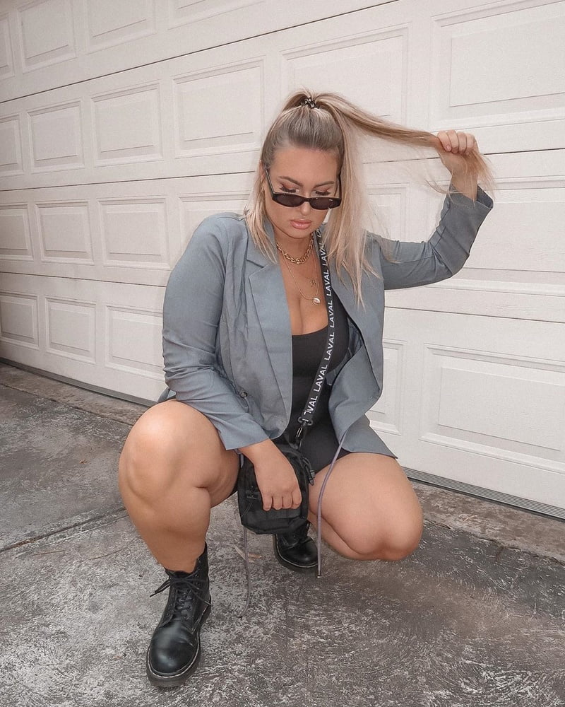 Tetas ..... y un chasis construido para la comodidad 1.0
 #90898735