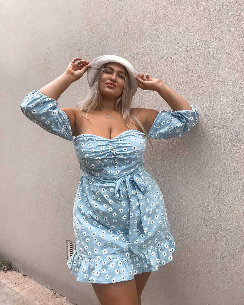 Tetas ..... y un chasis construido para la comodidad 1.0
 #90898761