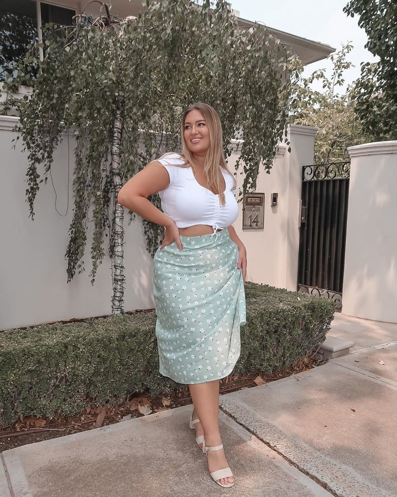 Tetas ..... y un chasis construido para la comodidad 1.0
 #90898795