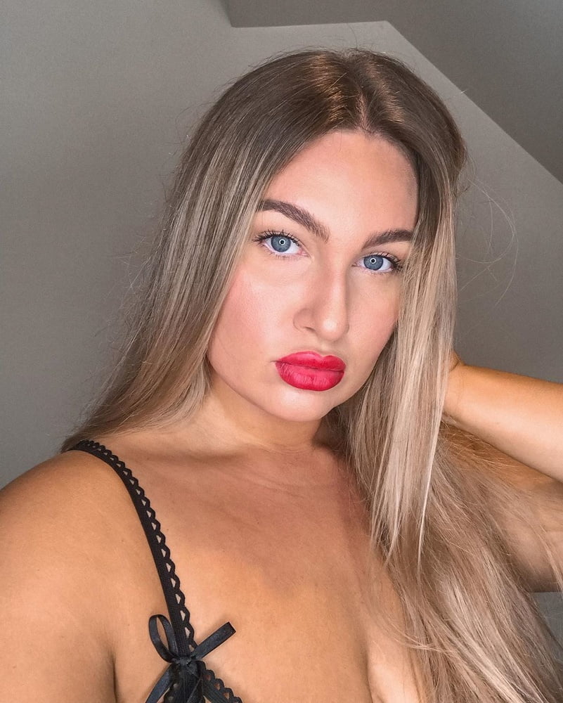 Tetas ..... y un chasis construido para la comodidad 1.0
 #90898822