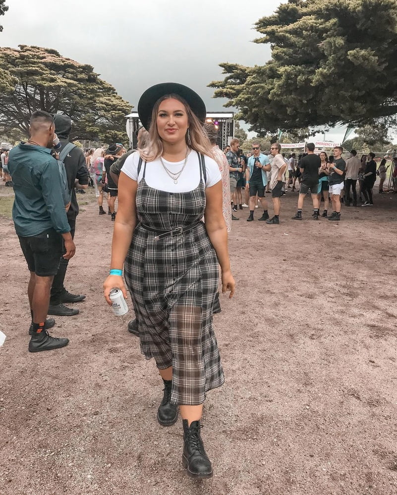 Tetas ..... y un chasis construido para la comodidad 1.0
 #90898855