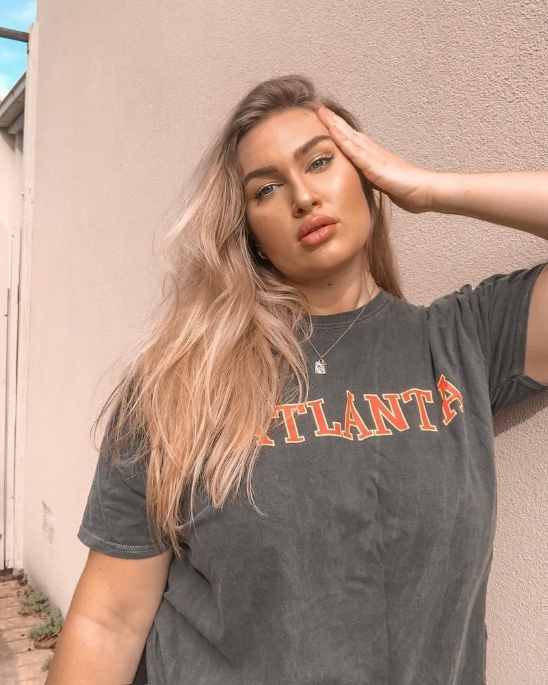 Tetas ..... y un chasis construido para la comodidad 1.0
 #90898890