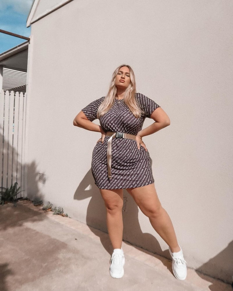 Tetas ..... y un chasis construido para la comodidad 1.0
 #90898900