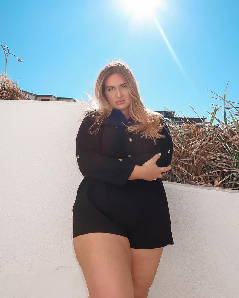 Tetas ..... y un chasis construido para la comodidad 1.0
 #90898959