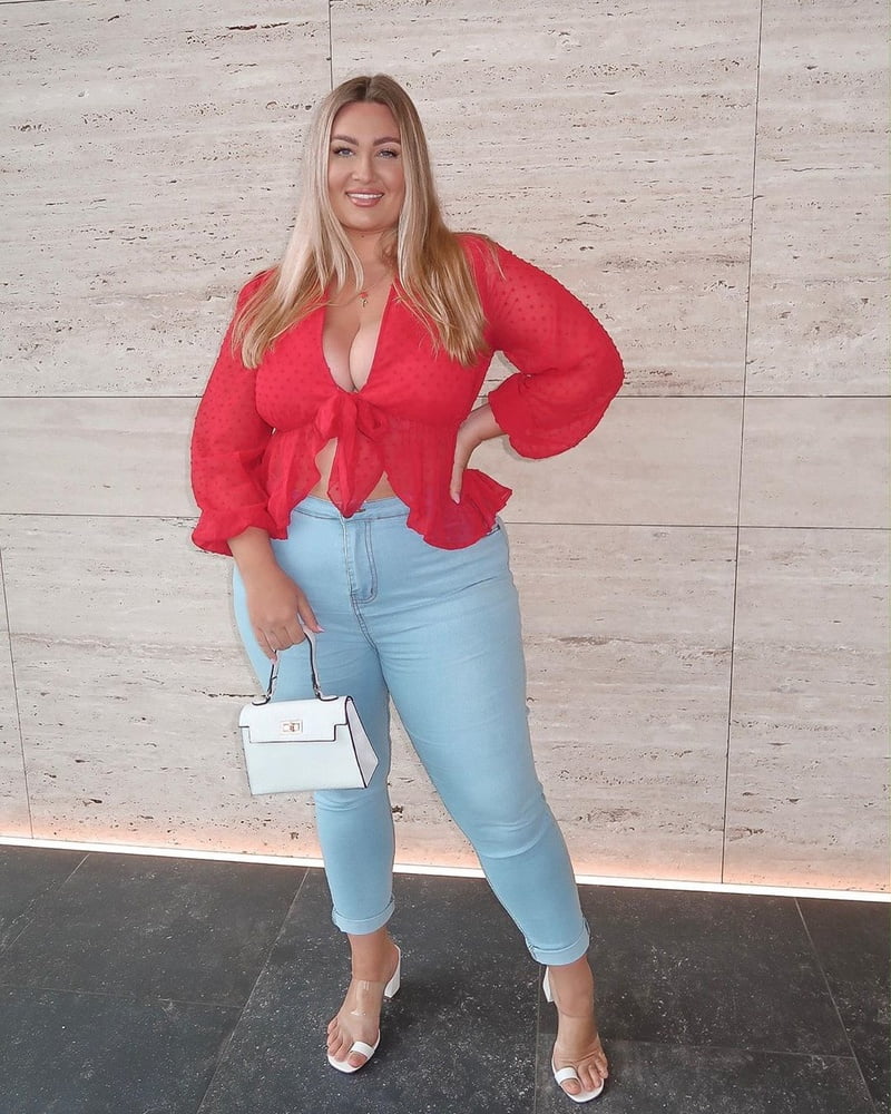 Tetas ..... y un chasis construido para la comodidad 1.0
 #90898983