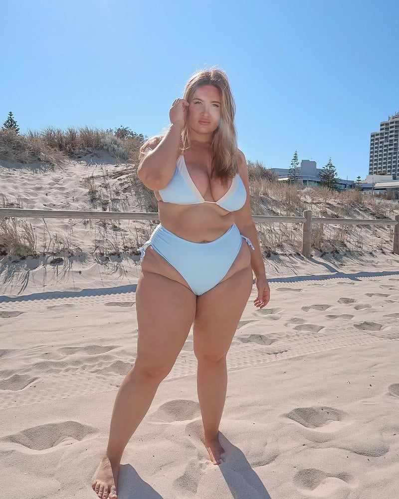 Tetas ..... y un chasis construido para la comodidad 1.0
 #90899001