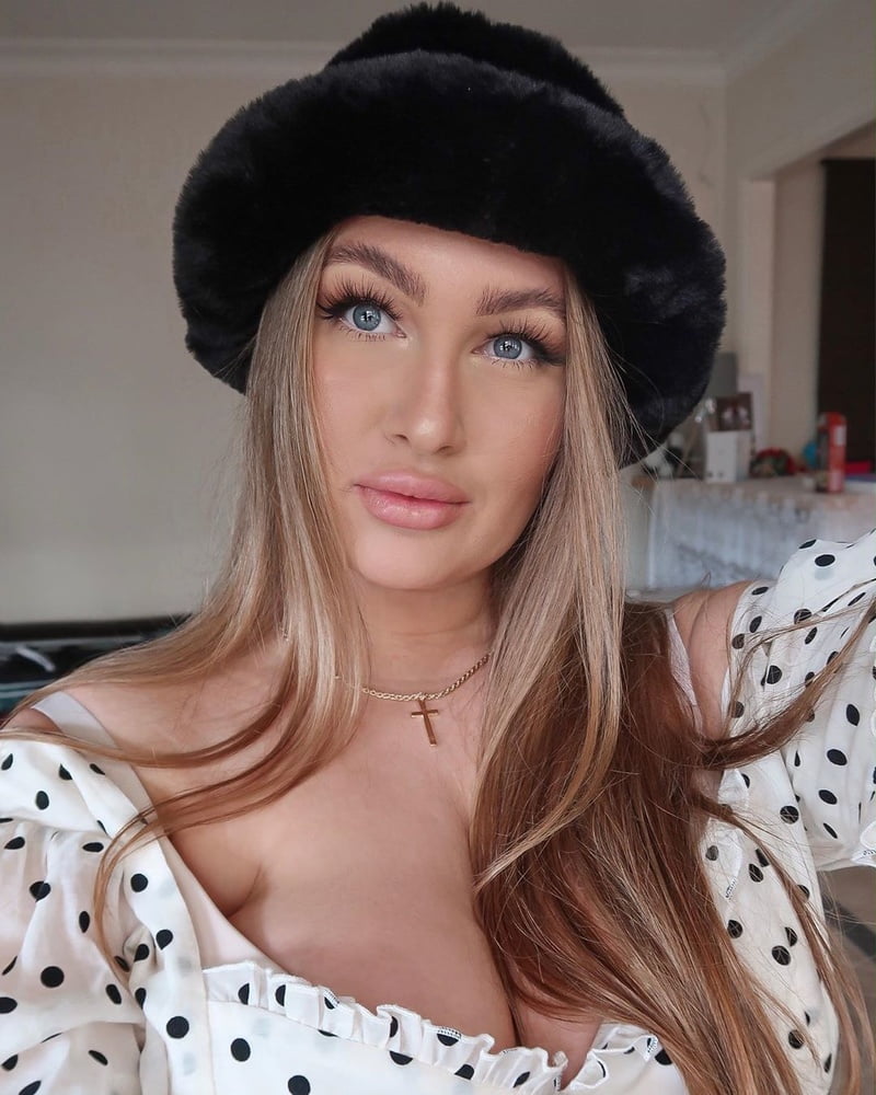 Tetas ..... y un chasis construido para la comodidad 1.0
 #90899111