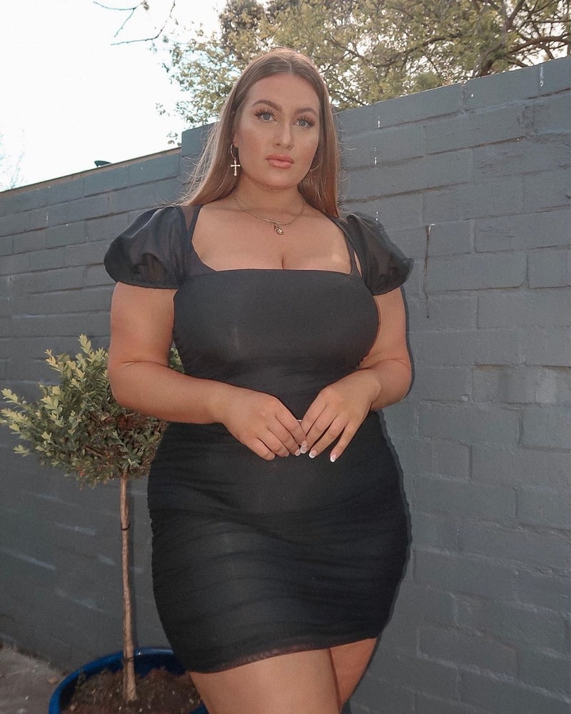 Tetas ..... y un chasis construido para la comodidad 1.0
 #90899153