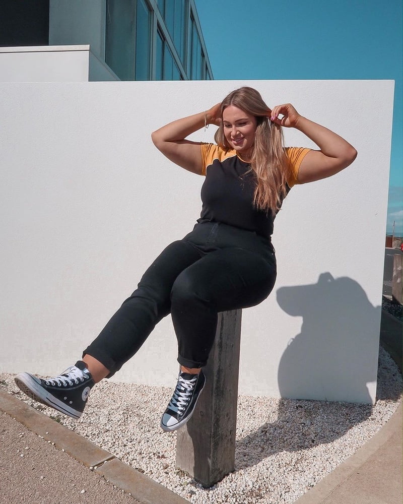 Tetas ..... y un chasis construido para la comodidad 1.0
 #90899196