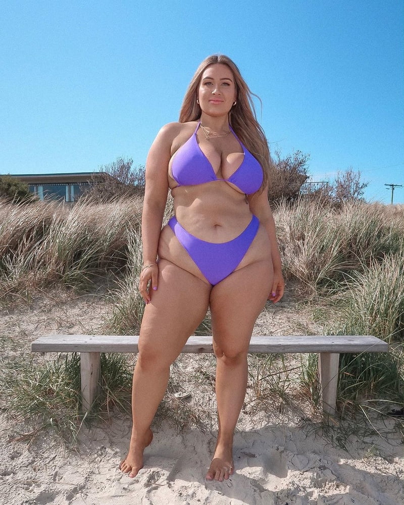 Tetas ..... y un chasis construido para la comodidad 1.0
 #90899202