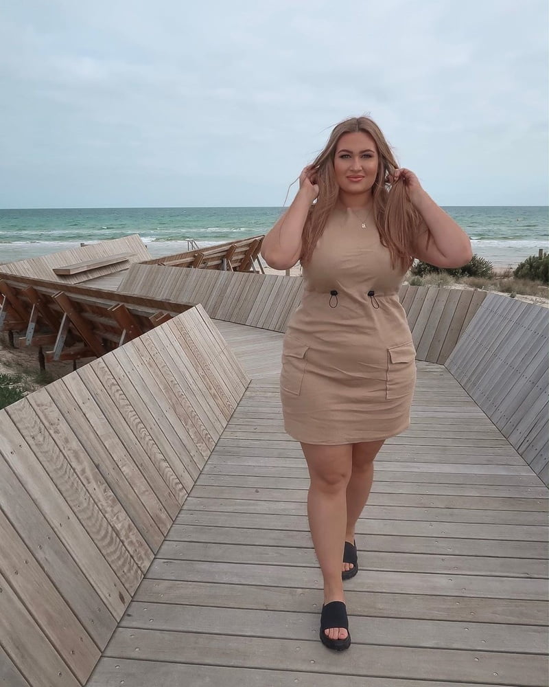 Tetas ..... y un chasis construido para la comodidad 1.0
 #90899232