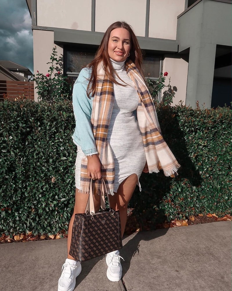 Tetas ..... y un chasis construido para la comodidad 1.0
 #90899378