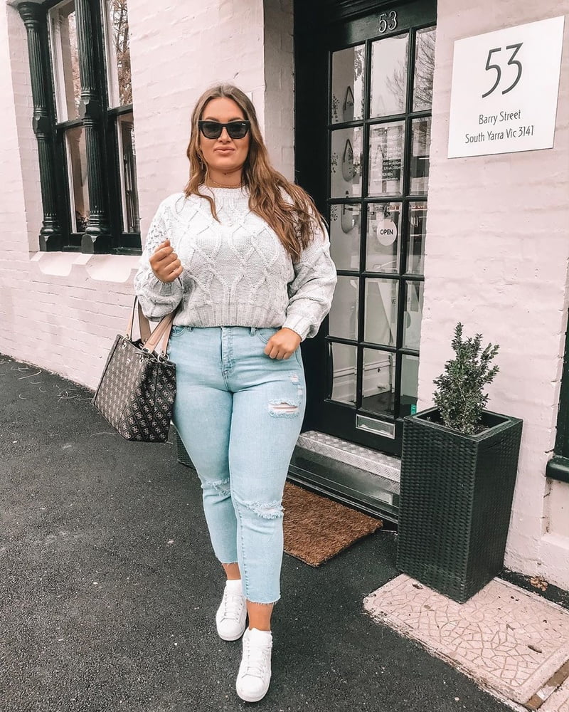 Tetas ..... y un chasis construido para la comodidad 1.0
 #90899405