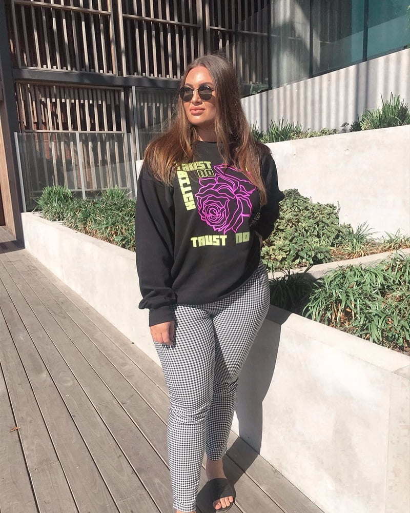 Tetas ..... y un chasis construido para la comodidad 1.0
 #90899514