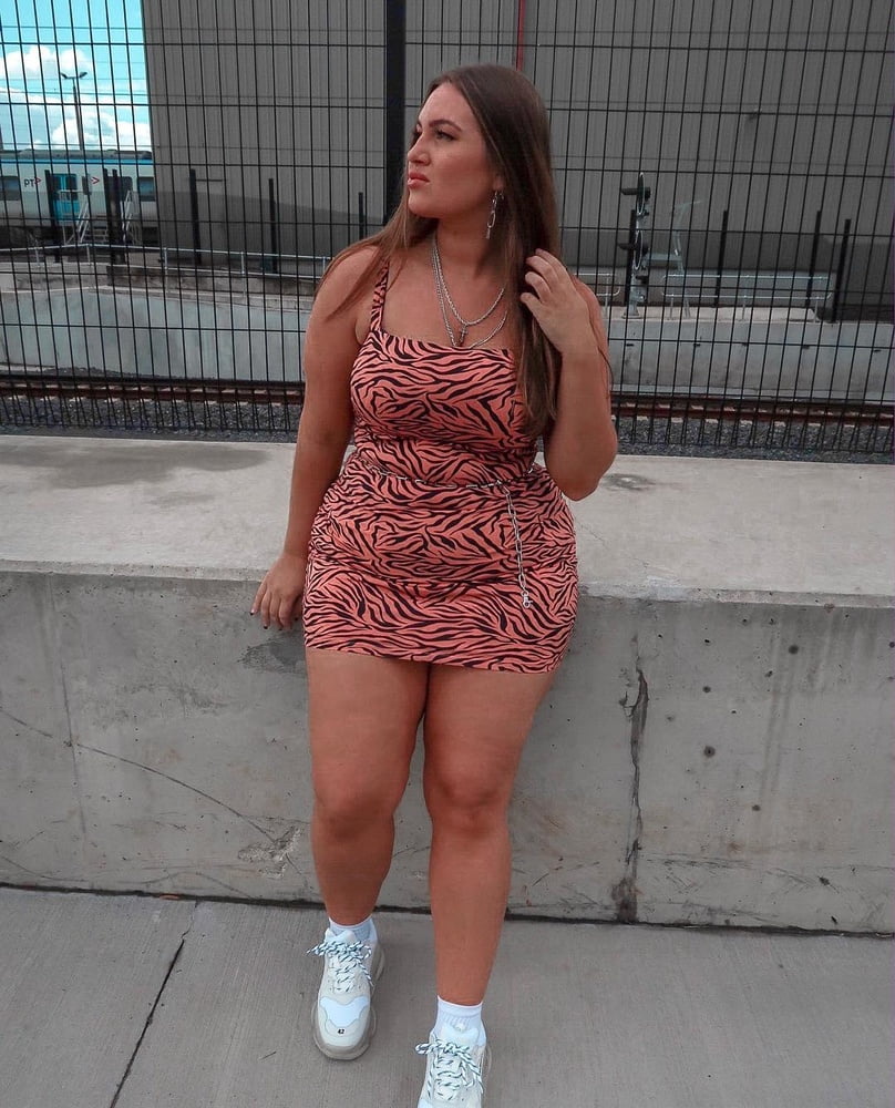 Tetas ..... y un chasis construido para la comodidad 1.0
 #90899529