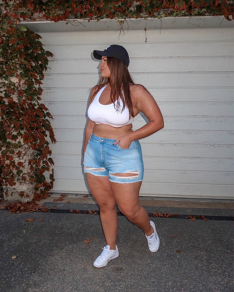 Tetas ..... y un chasis construido para la comodidad 1.0
 #90899535