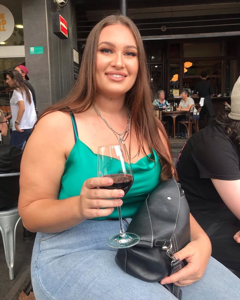 Tetas ..... y un chasis construido para la comodidad 1.0
 #90899610