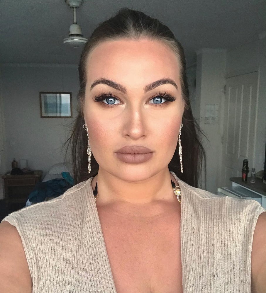 Tetas ..... y un chasis construido para la comodidad 1.0
 #90899690